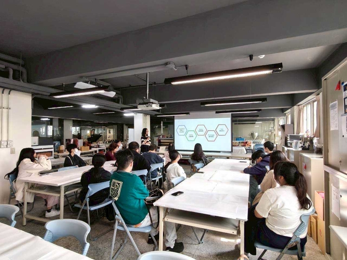 以設計回應差異-從課程中與啟聰學校共學的USR經驗講座(另開新視窗/jpg檔)圖片