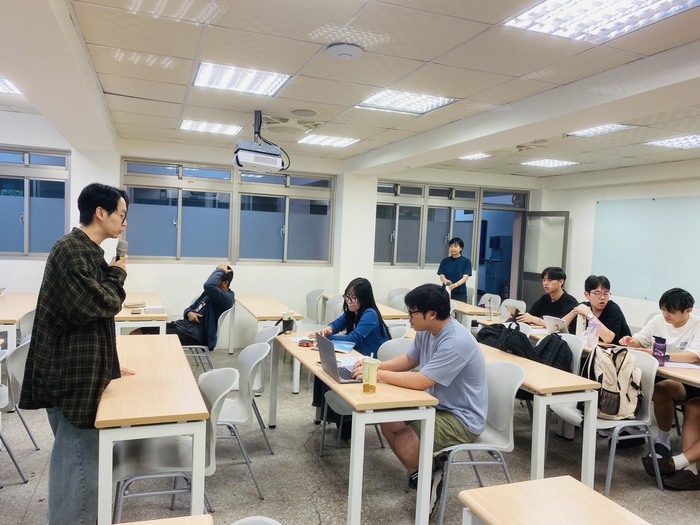全球議題敘事創作課程講座-繪本創作構圖講座(另開新視窗/jpg檔)圖片